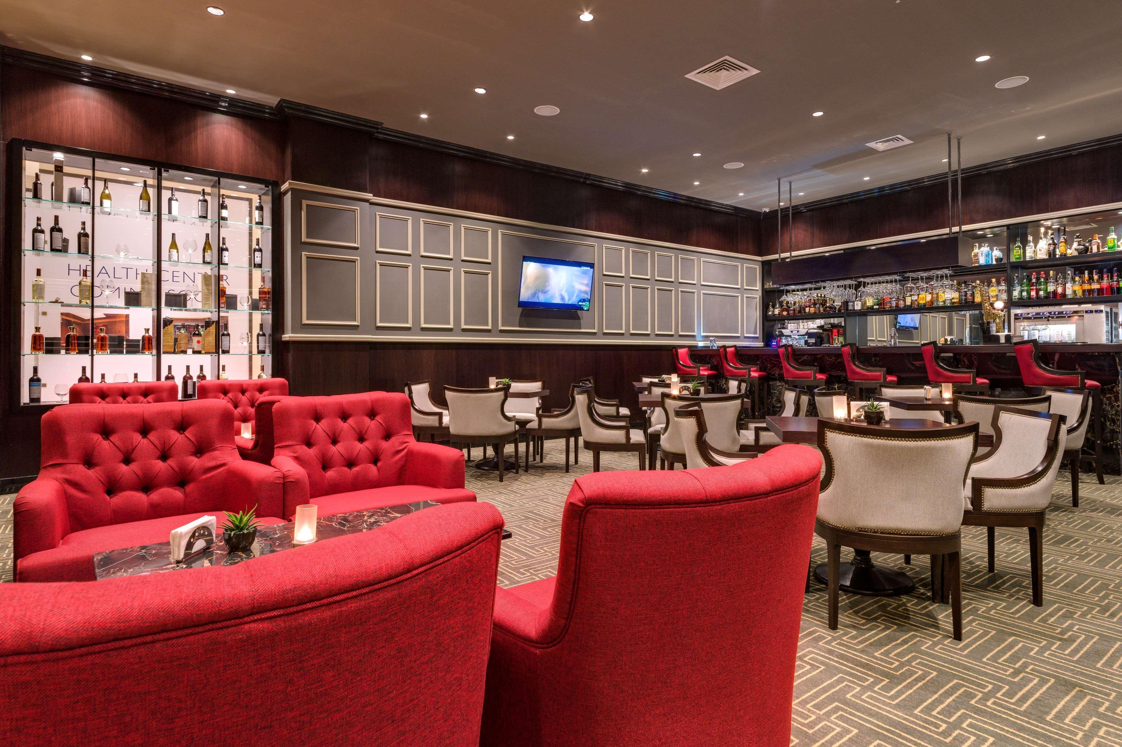 Готель Radisson Blu Leogrand
