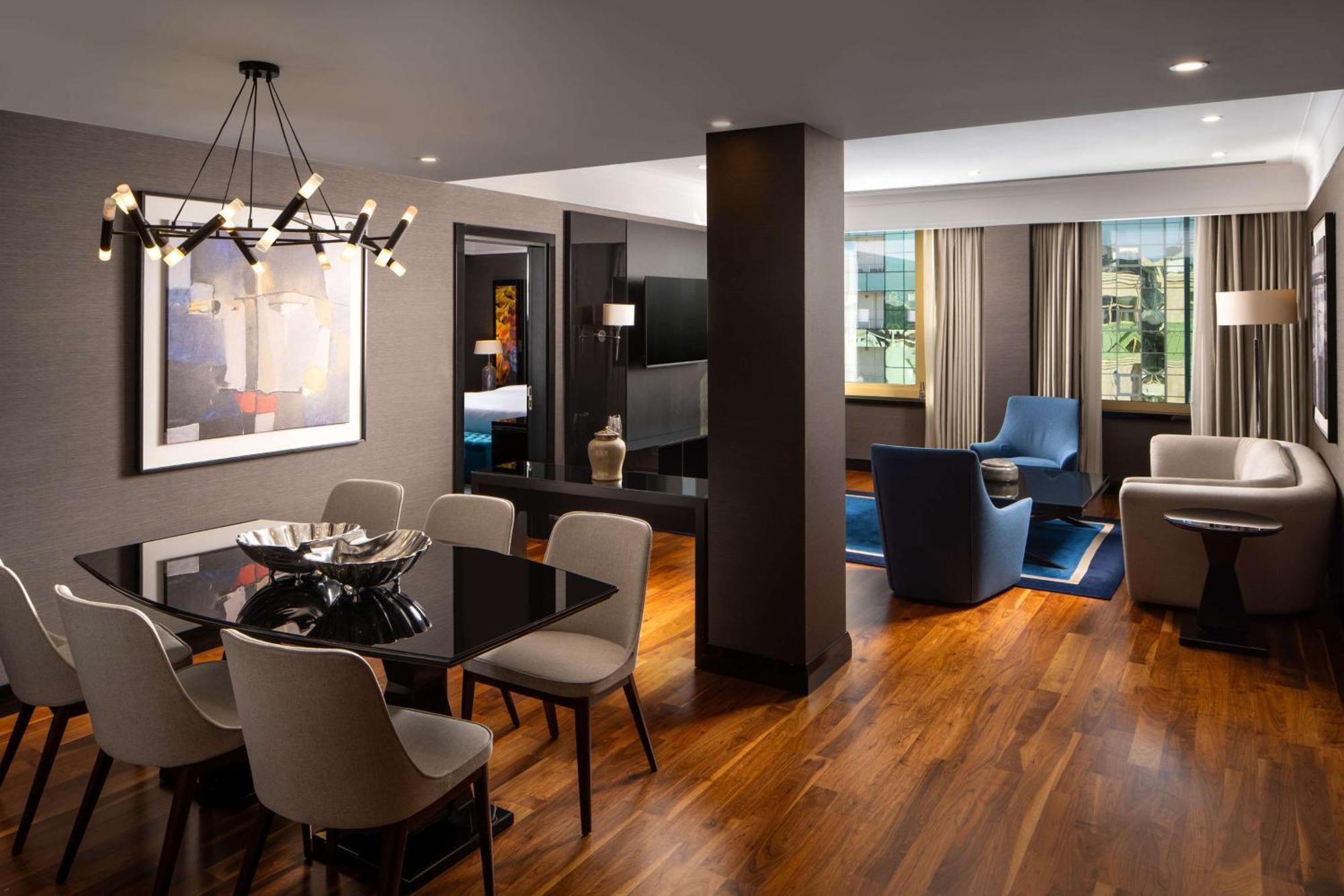 Готель Radisson Blu Leogrand 5*